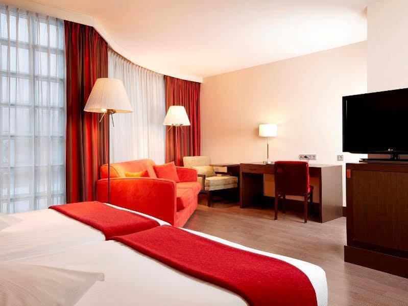 Nh Amsterdam Schiphol Airport Hotel 4*