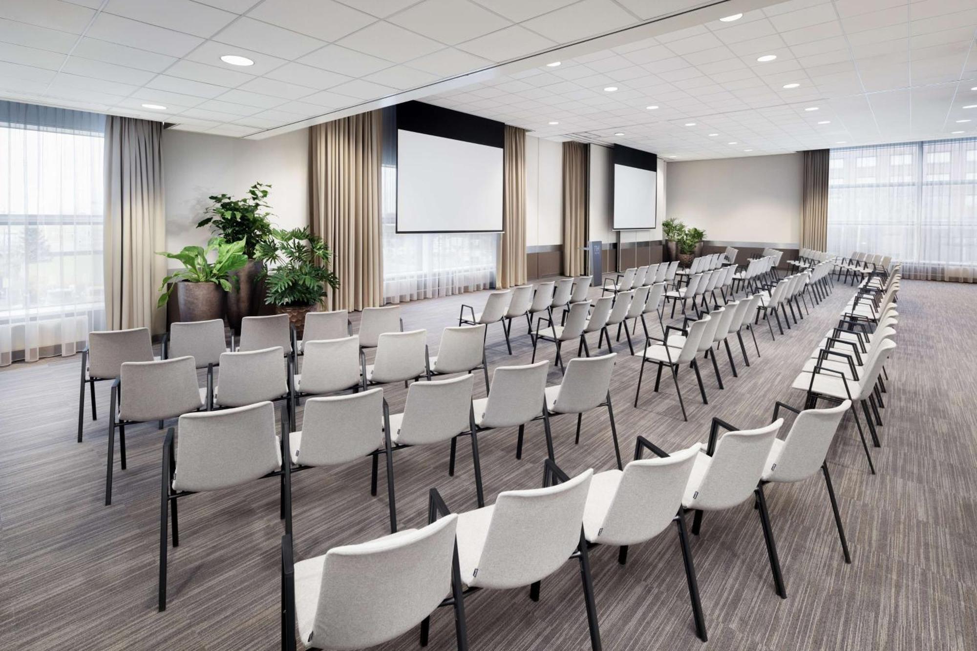 Nh Amsterdam Schiphol Airport Hotel 4*