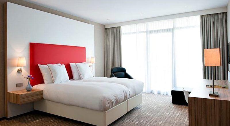 Nh Amsterdam Schiphol Airport Hotel 4*